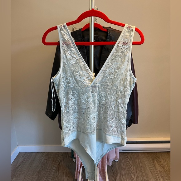 Dynamite Lace Bodysuit (Light Blue, size M) - Picture 2 of 2